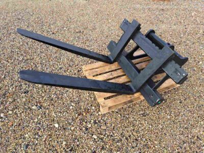 Pallet forks for excavator S-60