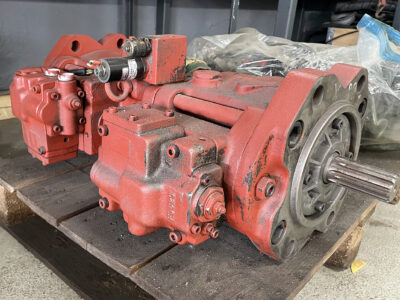 Kawasaki hydraulic pump