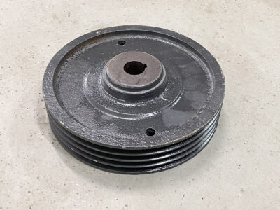 Bobcat S220 drive pump pulley