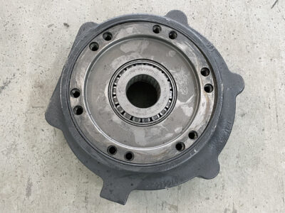 Bobcat S220 reducer housing with bearing