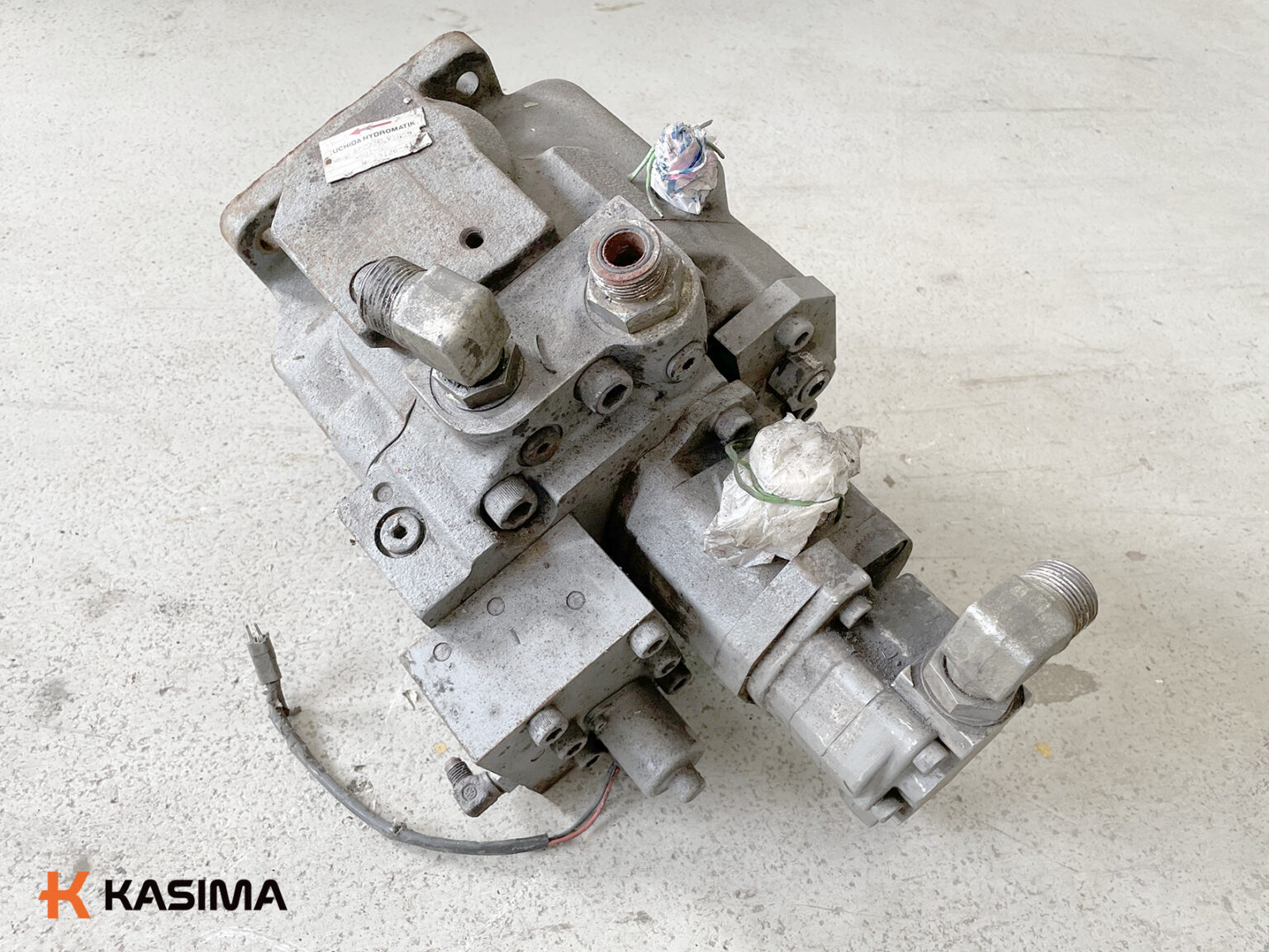 dyna-ita Uchida hydraulic pump - KASIMA