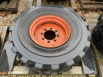 Trelleborg SK-900 14-17.5 14P.R. NHS Tire with Rim