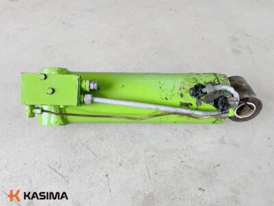Merlo P32.6 fork cylinder with valve