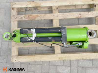 Merlo P32.6 lift cylinder with valve