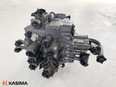 Volvo EC240LC main hydraulic distributor