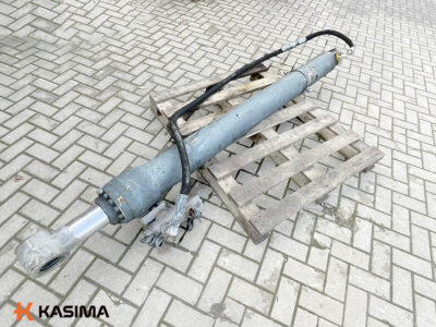 Верхний цилиндр стрелы Volvo EC240LC