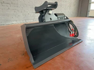 Hydraulic tilting bucket S-30