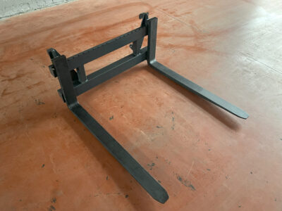 Pallet forks EURO 2500 kg.