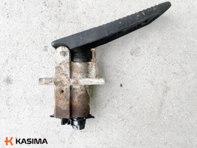 Volvo EW230C pedal valve