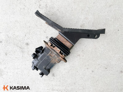 Volvo EW230C pedal with valve