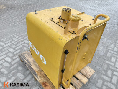 Volvo EW230C fuel tank