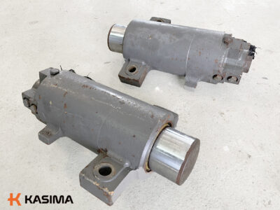 Volvo EW230C stabiliser cylinders