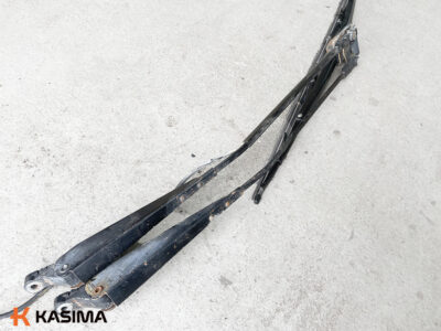 Передний стеклоочиститель Volvo EW230C