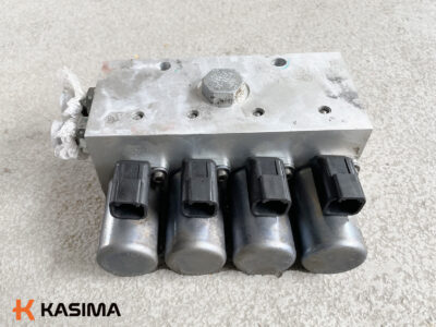 Bobcat E85 solenoid valve