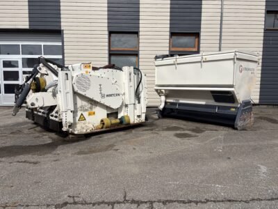 Wirtgen WS220 stabilizer and Streumaster SW3 FC sprayer/spreader