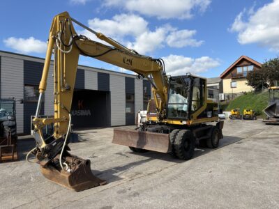 CAT M 312
